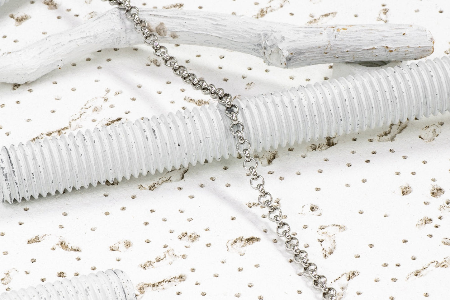 4mm  (Inside diameter 3.25mm) Stainless Steel Rolo Chain sold by the Foot - CH 132SS