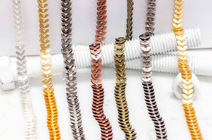 8mm Crescent Moon Style Specialty Chain Sold by The Foot - CH 915