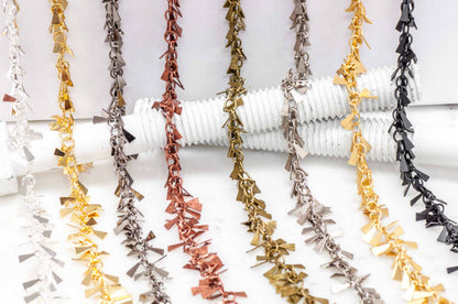 8mm Triangle Cluster Specialty Chain Sold by The Foot - CH 918